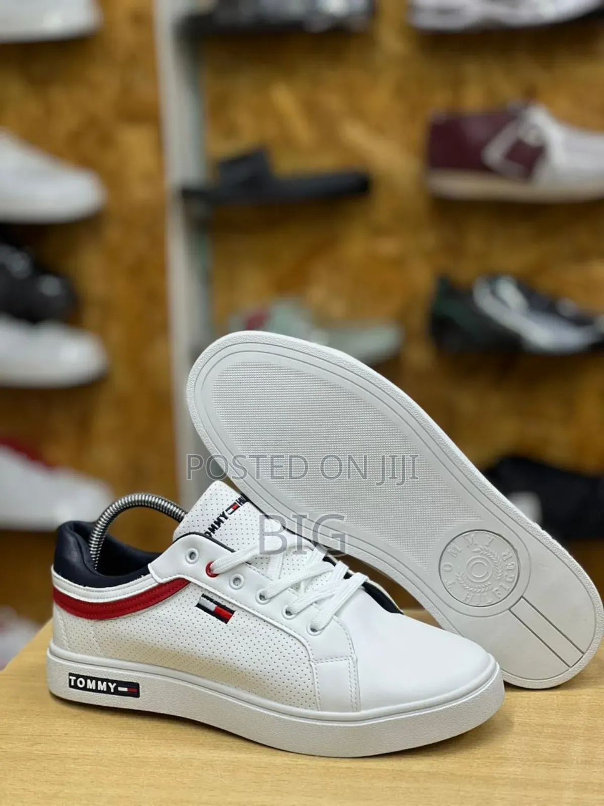 Tommy Hilfinger Casuals