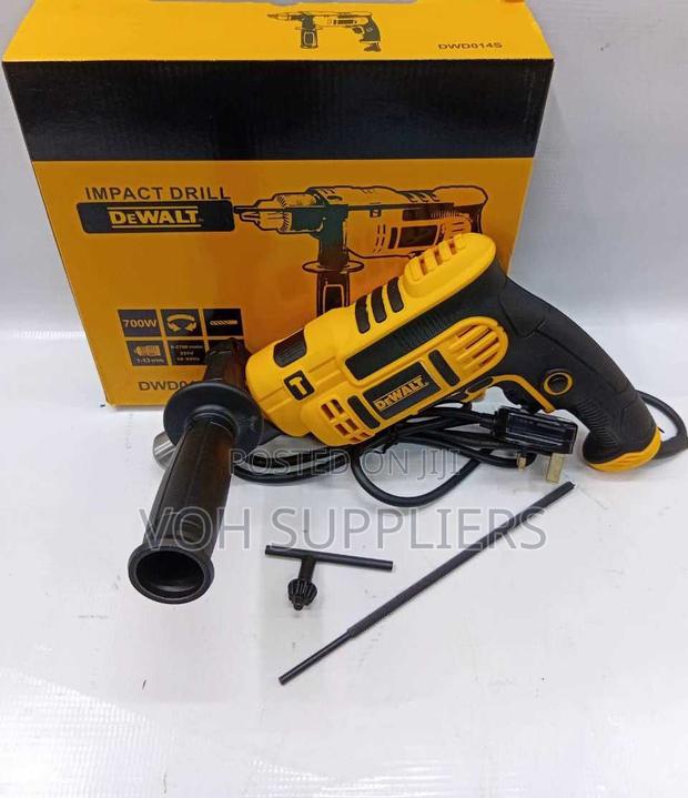 Dewalt Electric Impact Drill 700w - main view