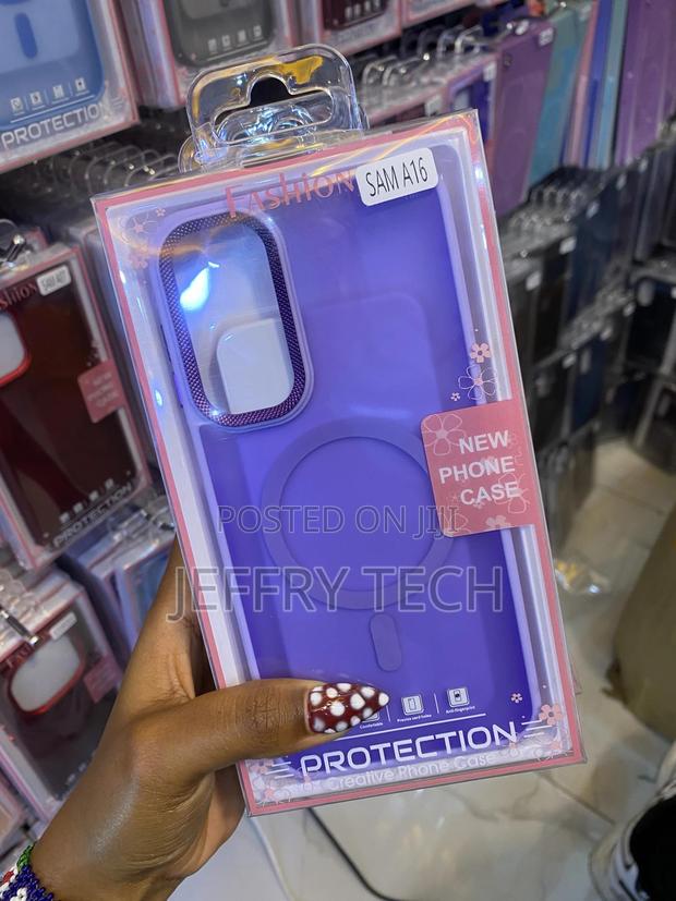 Mo3ezz Transluscent Magnetic Samsung Galaxy A16 Case - thumbnail 3