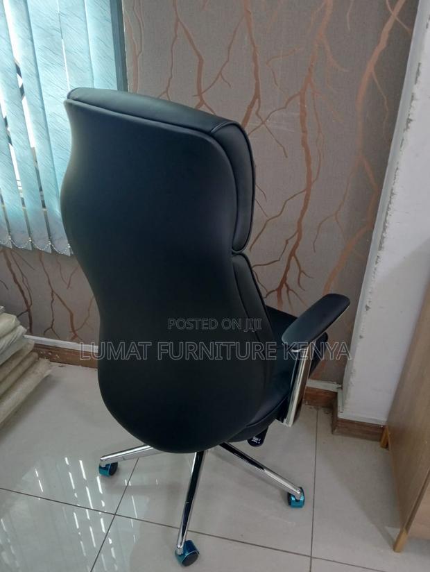 Professional Office Chair With Headrest - thumbnail 2