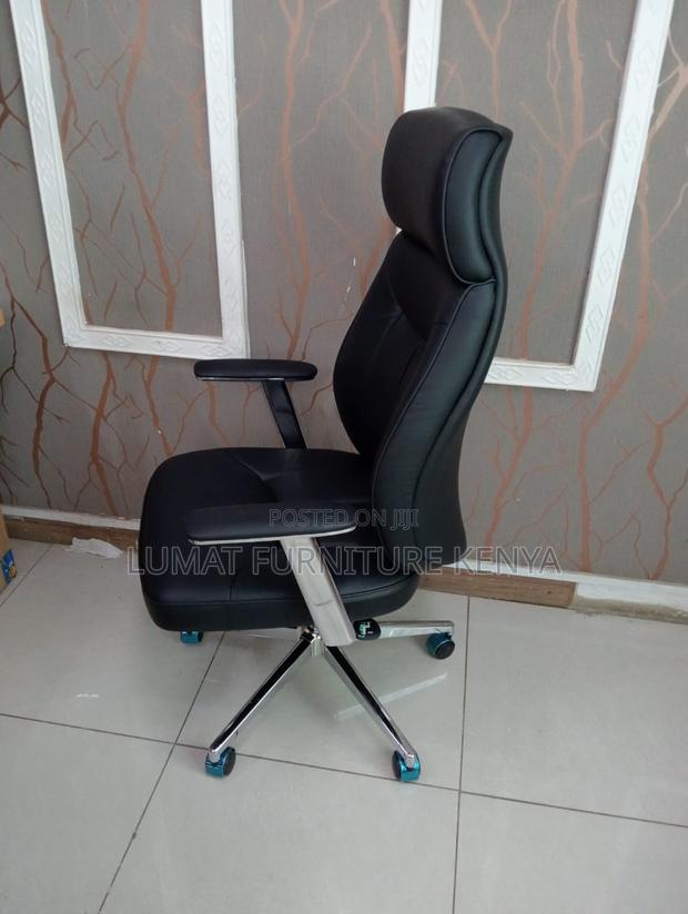 Professional Office Chair With Headrest - thumbnail 3