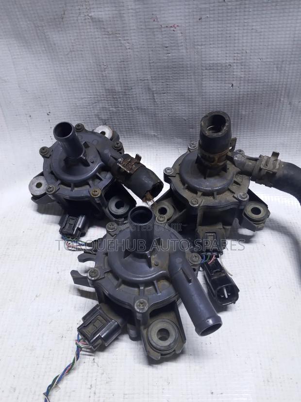Toyota Prius  Inverter Water Pump