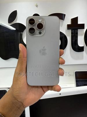 Apple iPhone 15 Pro Max 512 GB Silver - thumbnail 2