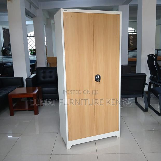 Lockable Brown Filing Cupboard - thumbnail 4