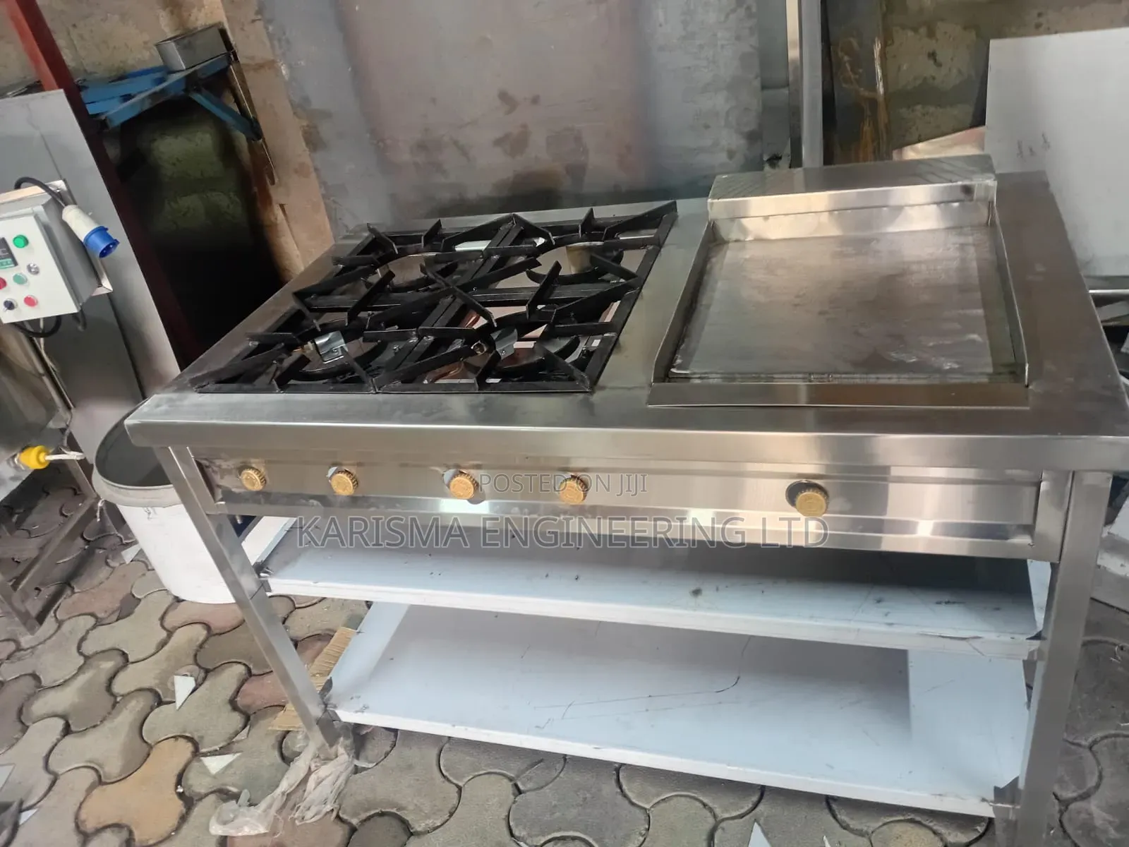 4 Burner Cooker With Griddle