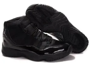 Jordan 11 Sneakers