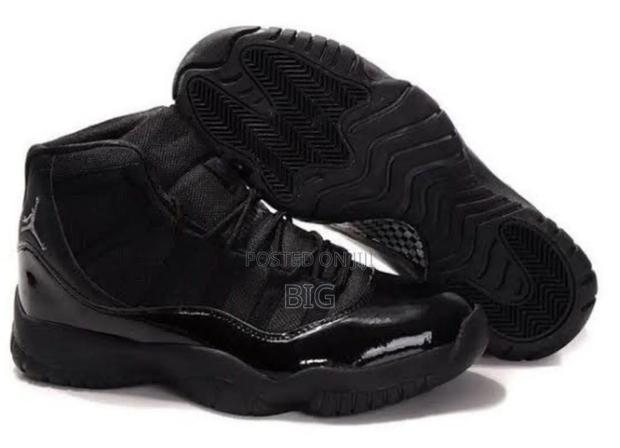 Jordan 11 Sneakers - thumbnail 4