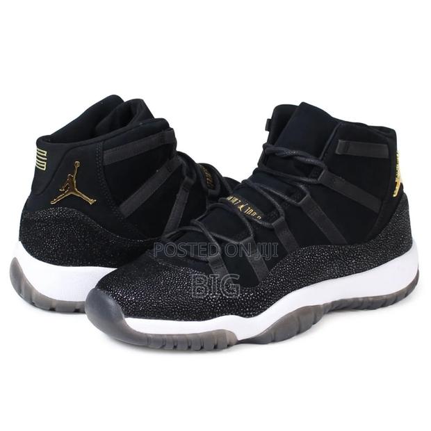 Jordan 11 Sneakers - thumbnail 5