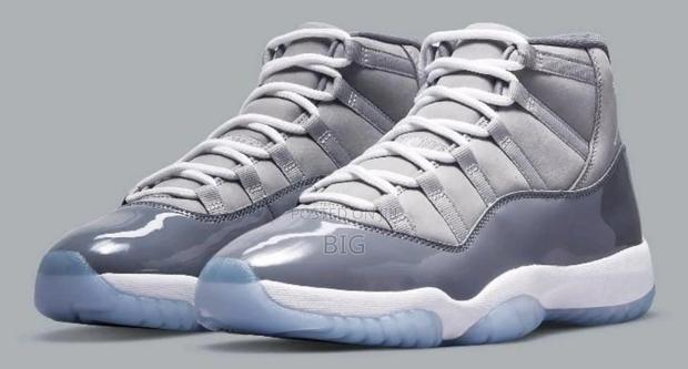 Jordan 11 Sneakers - thumbnail 7