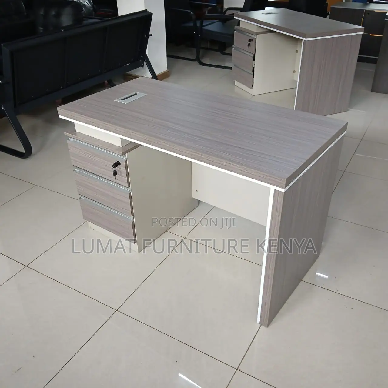 1.2m Professional Work Desk