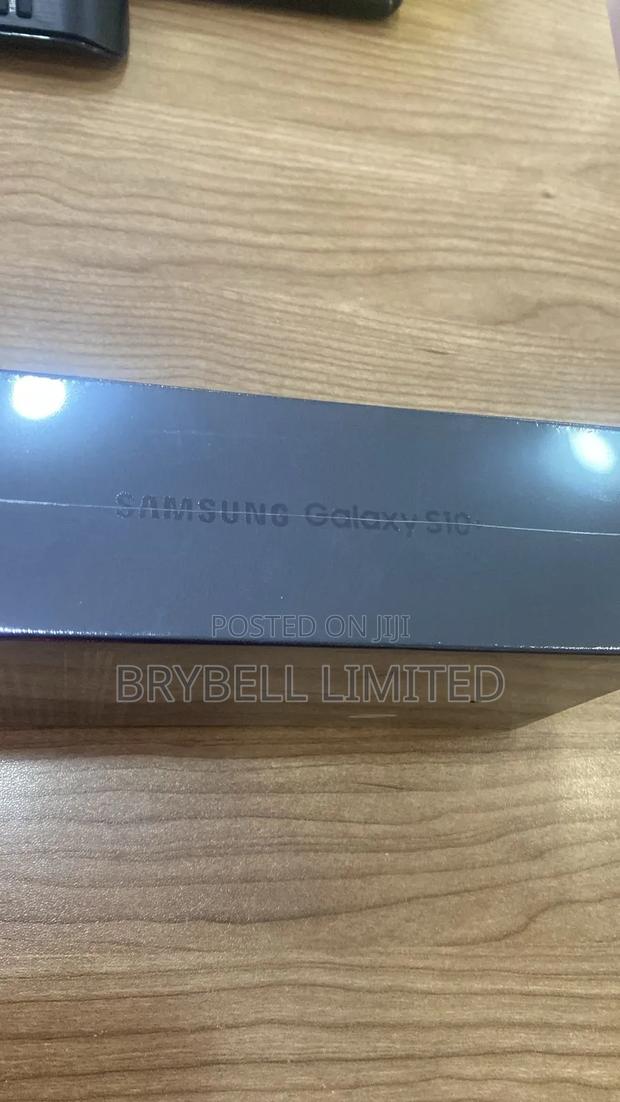 New Samsung Galaxy S10 Plus 128 GB Blue - thumbnail 3