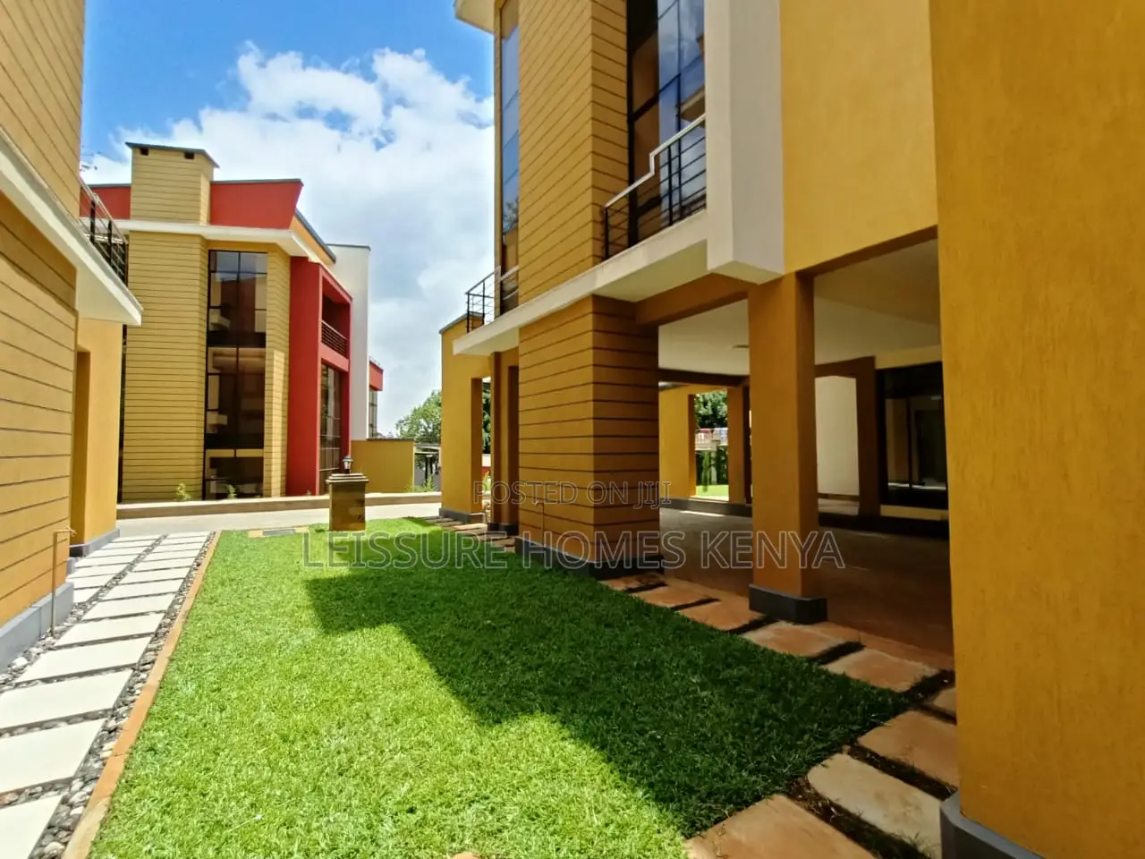 5bdrm Villa in Lavington for sale
