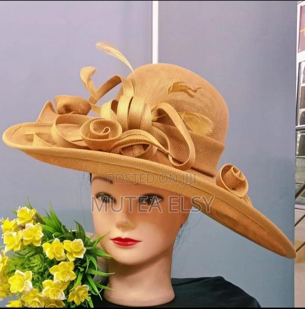 Green,Gold,Black,Cream Furschia Hatinators - thumbnail 6