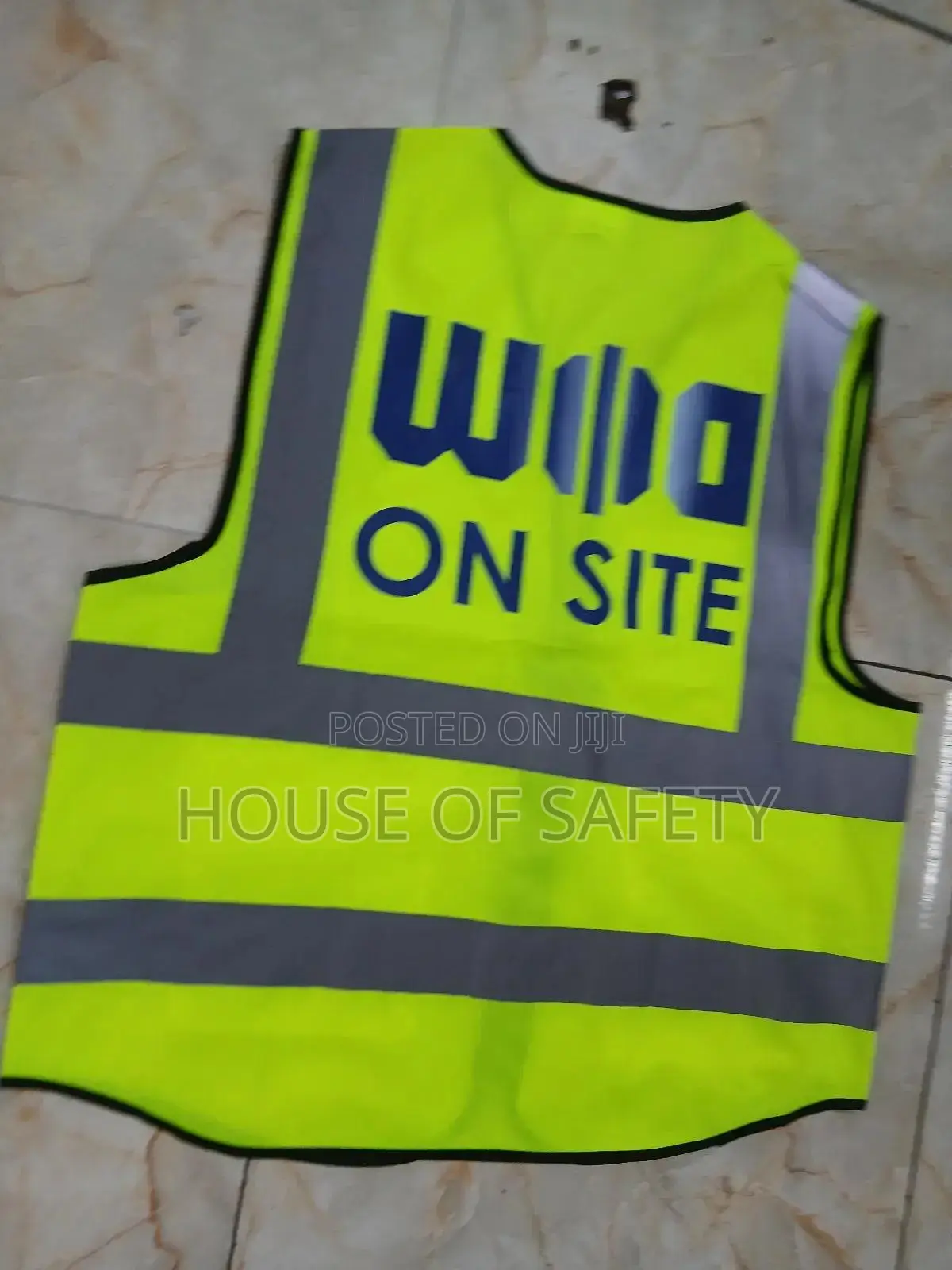 On Site Reflectors Vest In Luminous Green