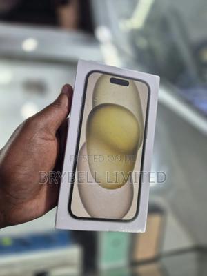 New Apple iPhone 15 128 GB Yellow - thumbnail 2