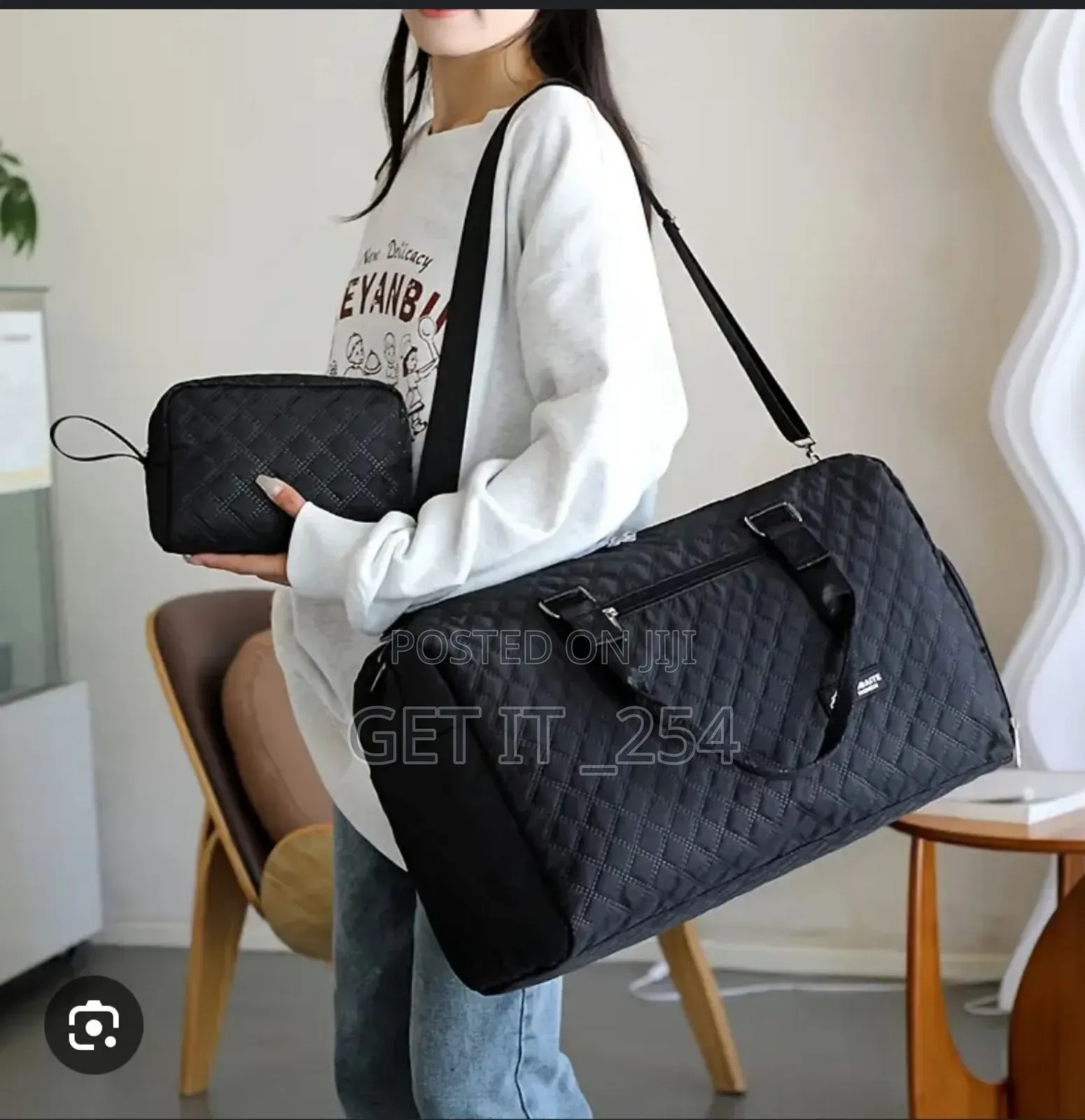 *Emery Rose Quilted Large 2 In 1 Waterproof Capacity Duffle /Gym Bag