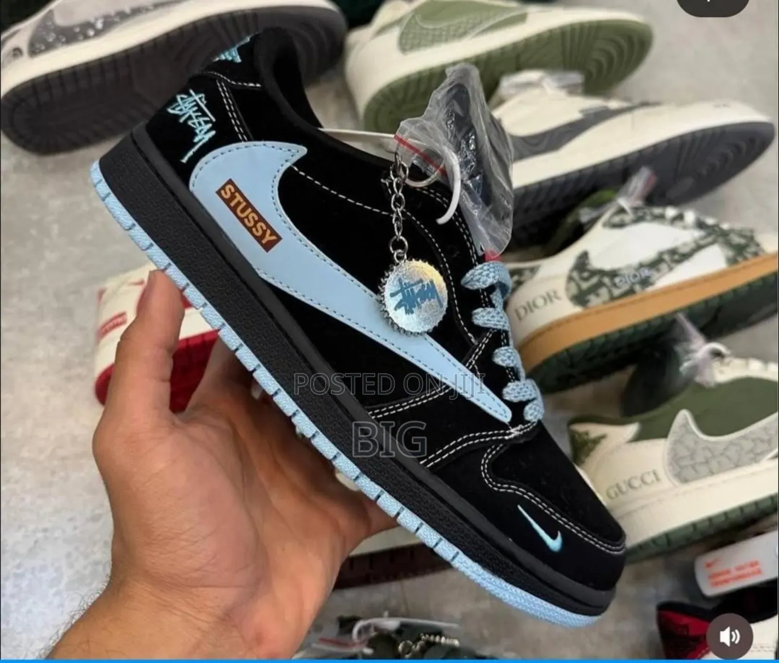 Jordan 1 Low Stussy