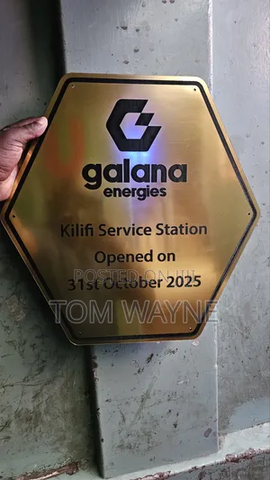 Golden Wall Plaques