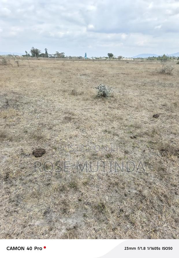 With Title - main view