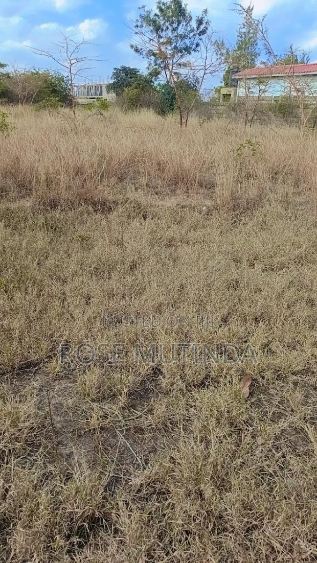 With Title - thumbnail 2