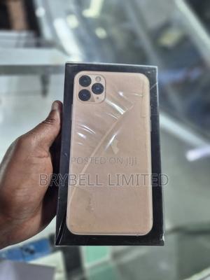 New Apple iPhone 11 Pro Max 256 GB Gold - thumbnail 2