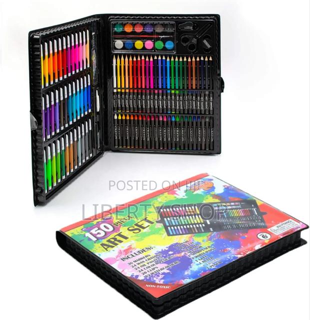 150 Piece's Ultimate Arts Set - main view