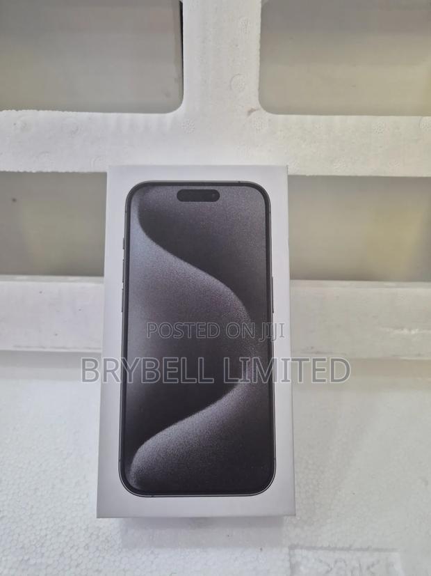 New Apple iPhone 15 Pro 256 GB Black