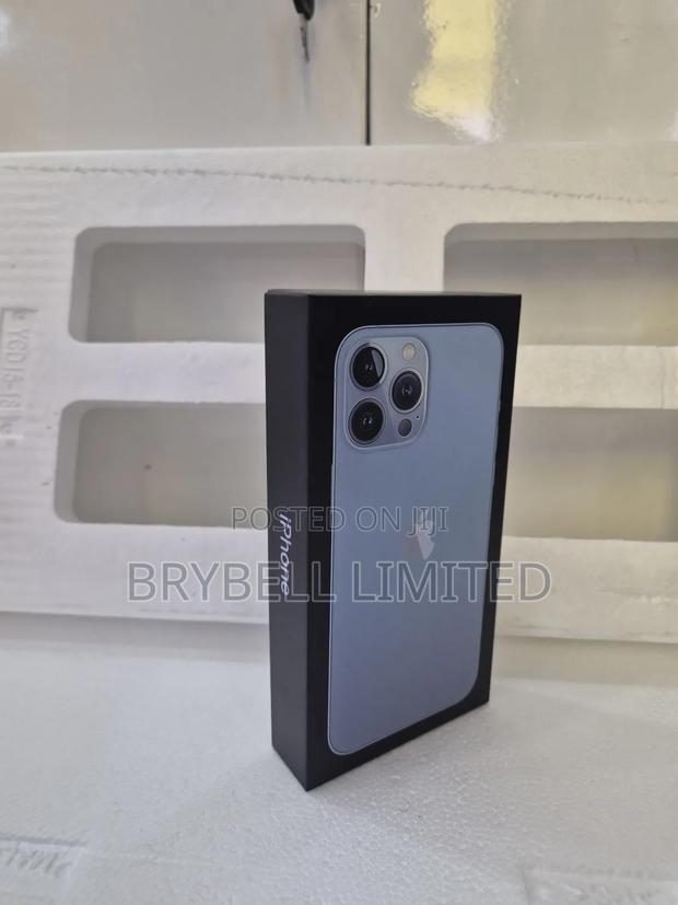 Apple iPhone 13 Pro Max 256 GB Blue - thumbnail 4