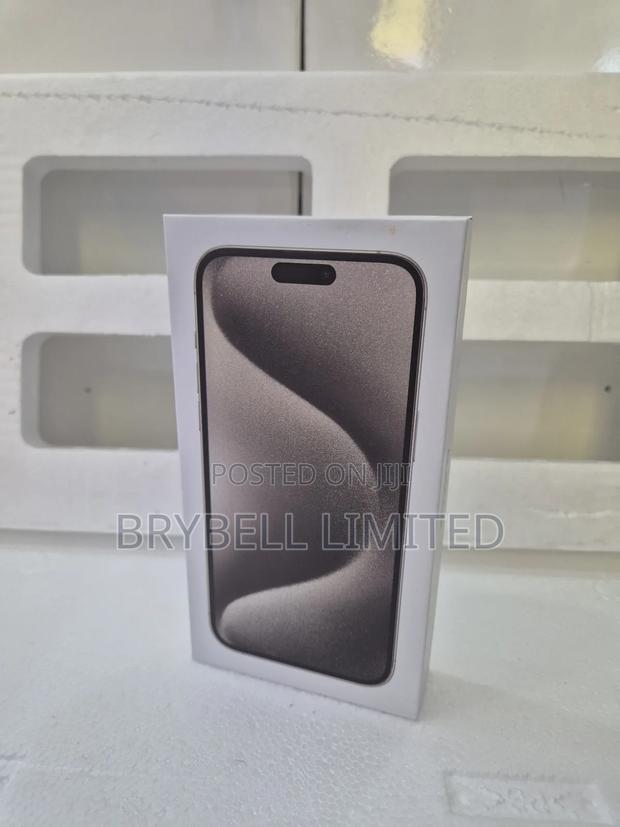 New Apple iPhone 15 Pro Max 512 GB Gray - thumbnail 2