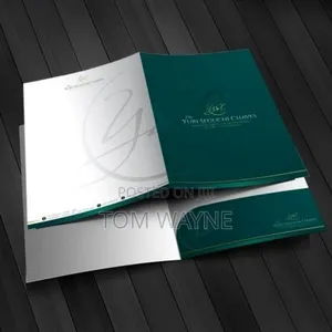 Presentation Folders Customized With Your Company Details and Colors