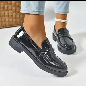Classic Wetlook Brogues