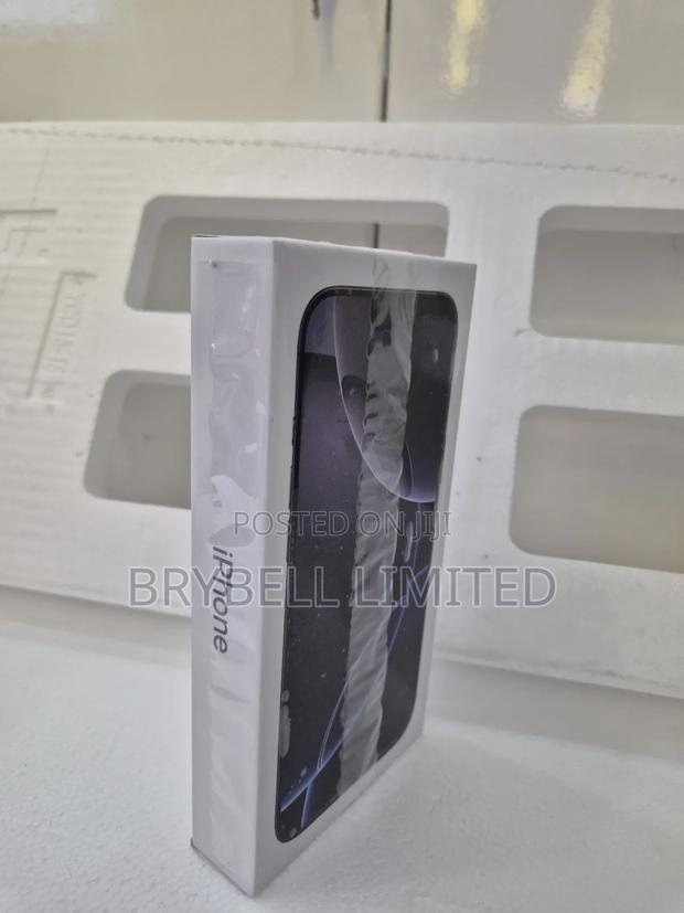New Apple iPhone 16 Pro Max 256 GB Black - thumbnail 4
