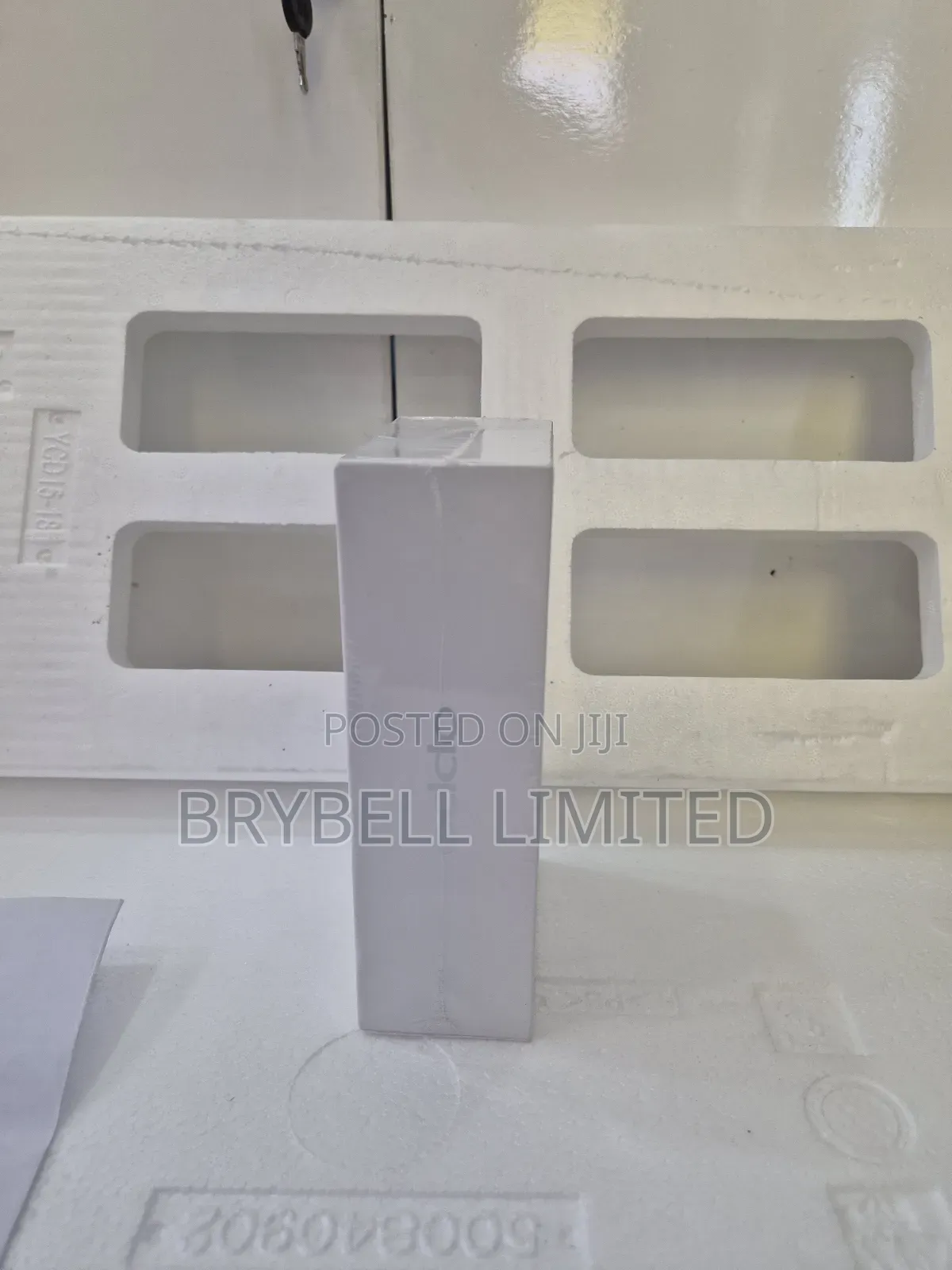 New Oppo A77s 128 GB Purple