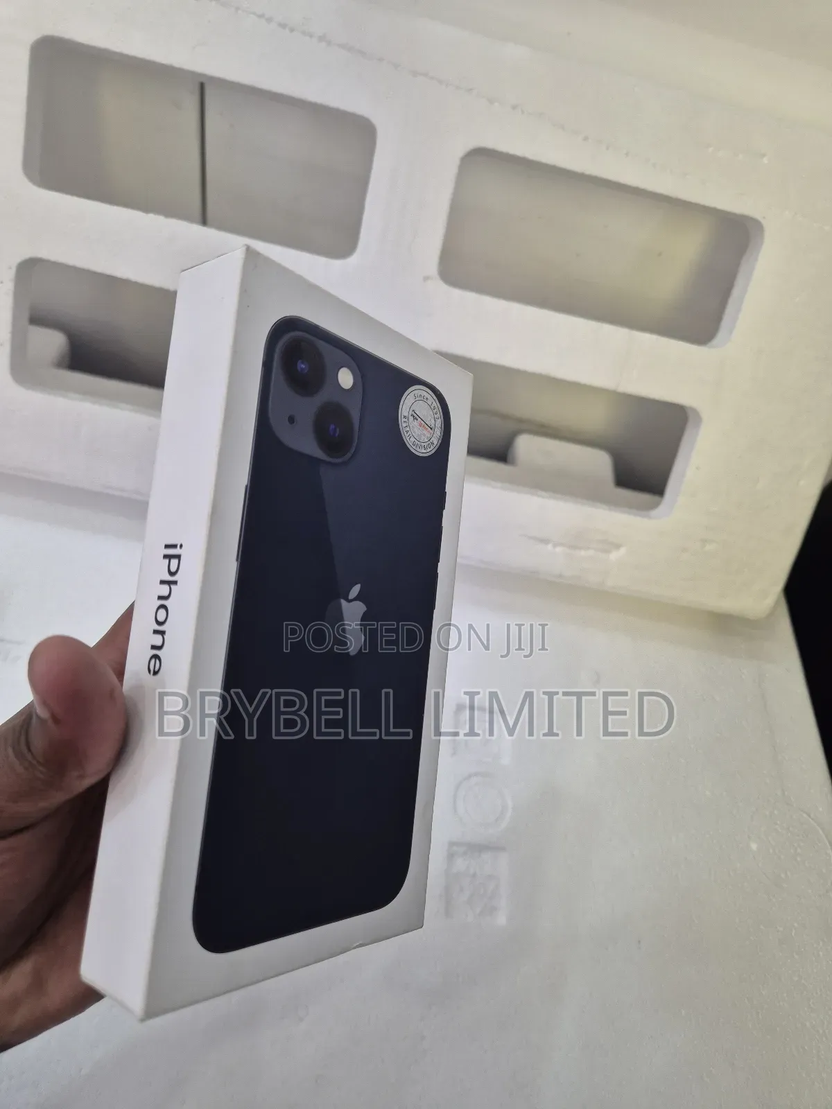 New Apple iPhone 13 128 GB Black