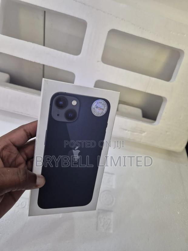 New Apple iPhone 13 128 GB Black - thumbnail 5