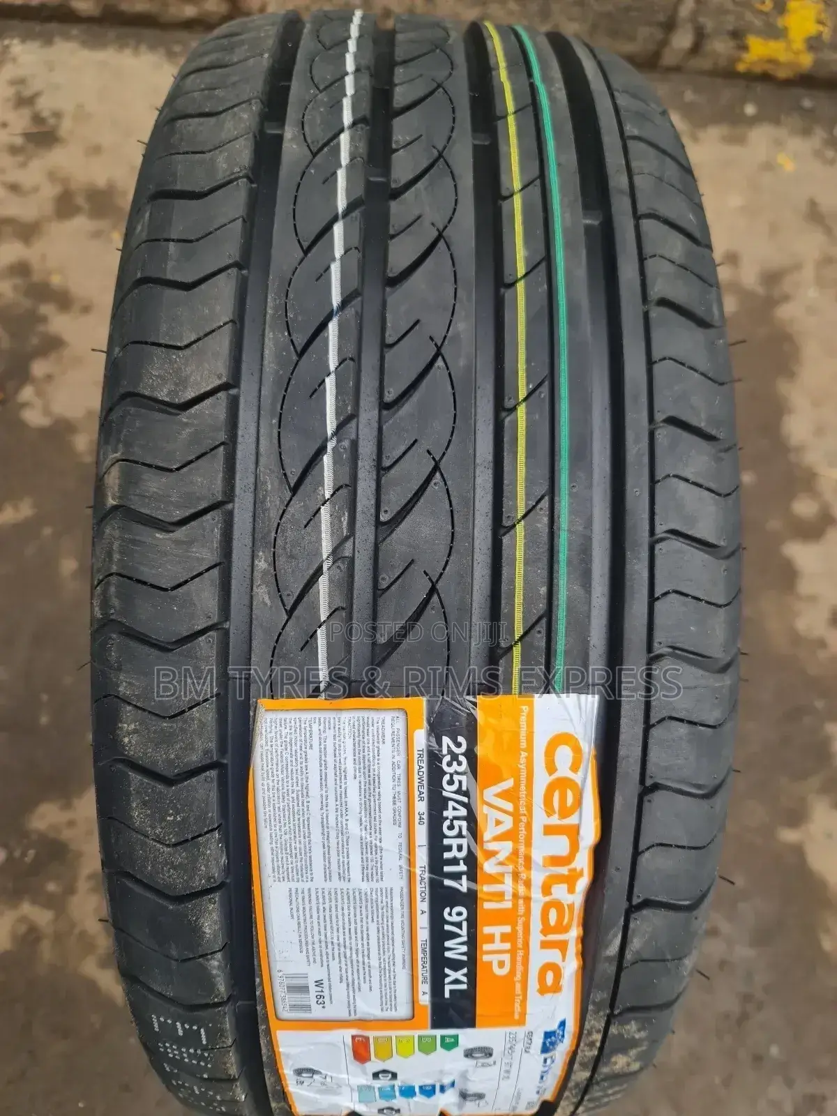 235 /45 R17 Centara