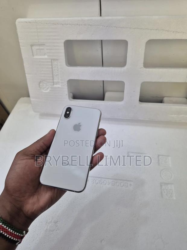 Apple iPhone XS 256 GB White - main view