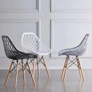 Trendy Eames Chair – Ideal For Dining, Office, Or Lounge - thumbnail 2
