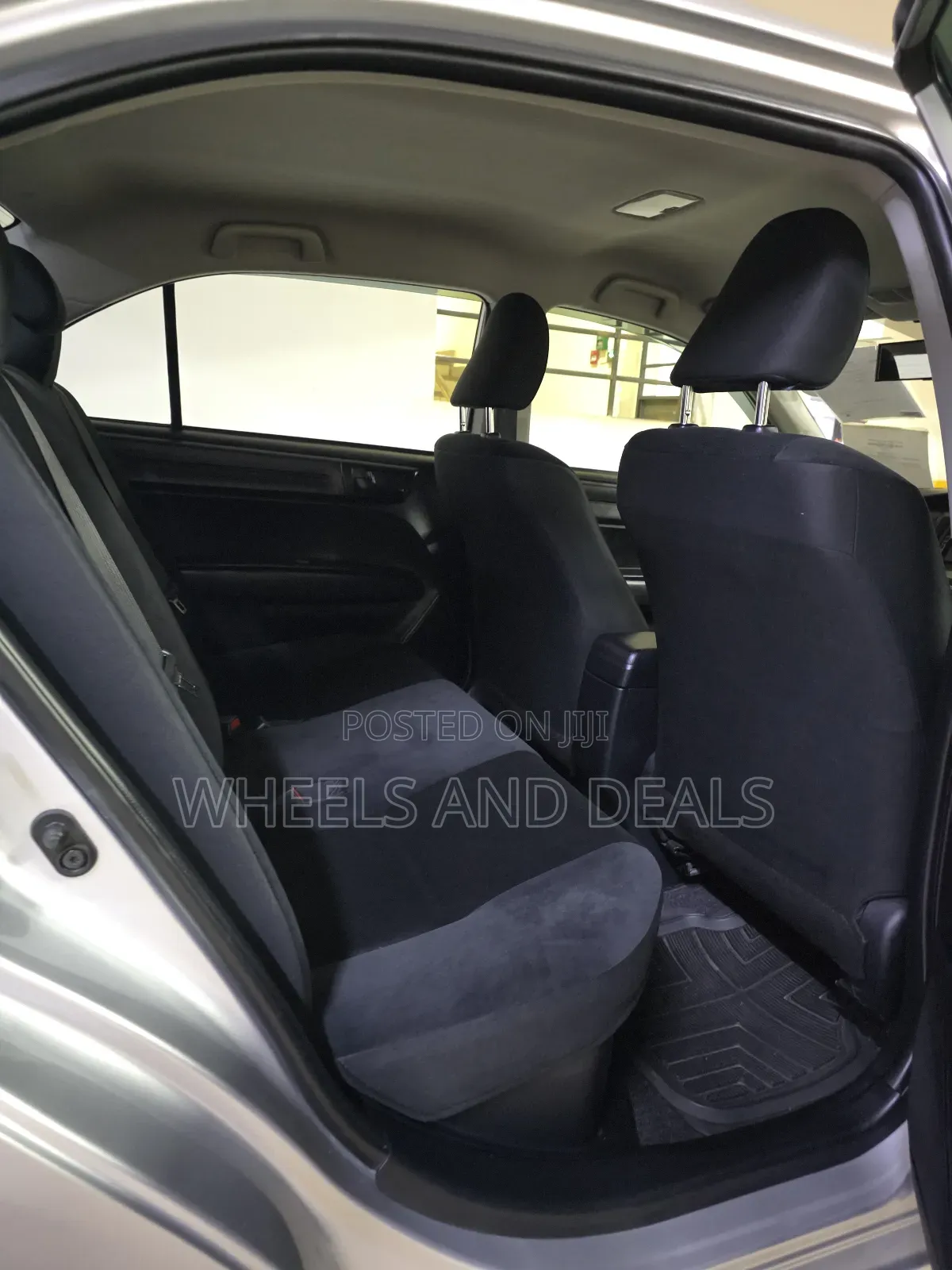 Toyota Axio 1.5 Hybrid 2WD 2018 Silver