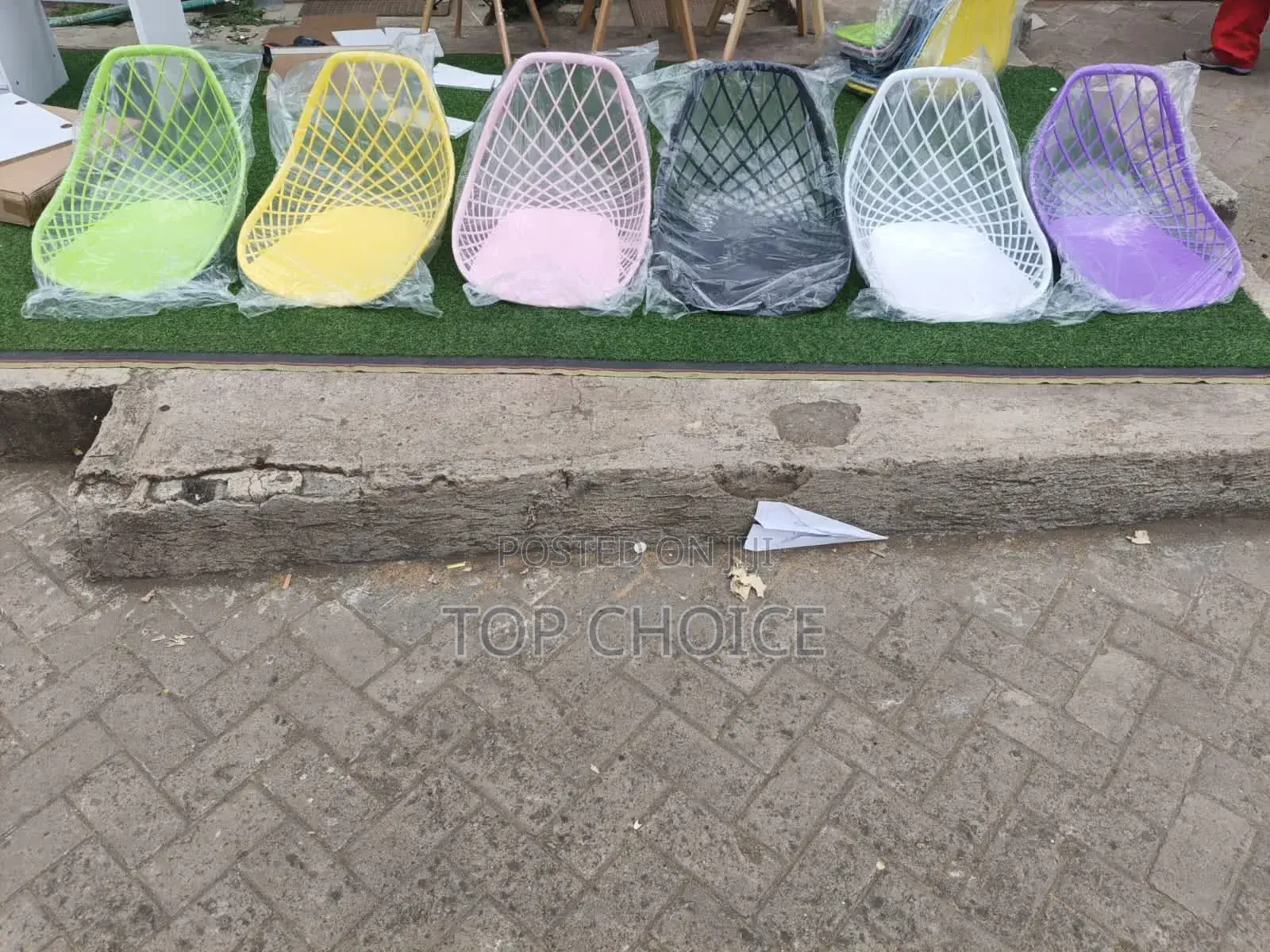 Plastic Mesh Waiting Chairs