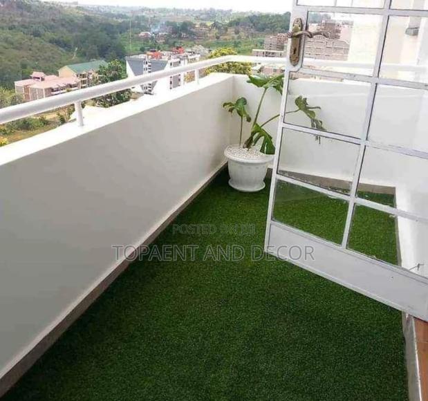 Kids Friendly Artificial Grass Balcony Carpet
