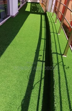 Thick Pile Artificial Grass Carpet for Balcony