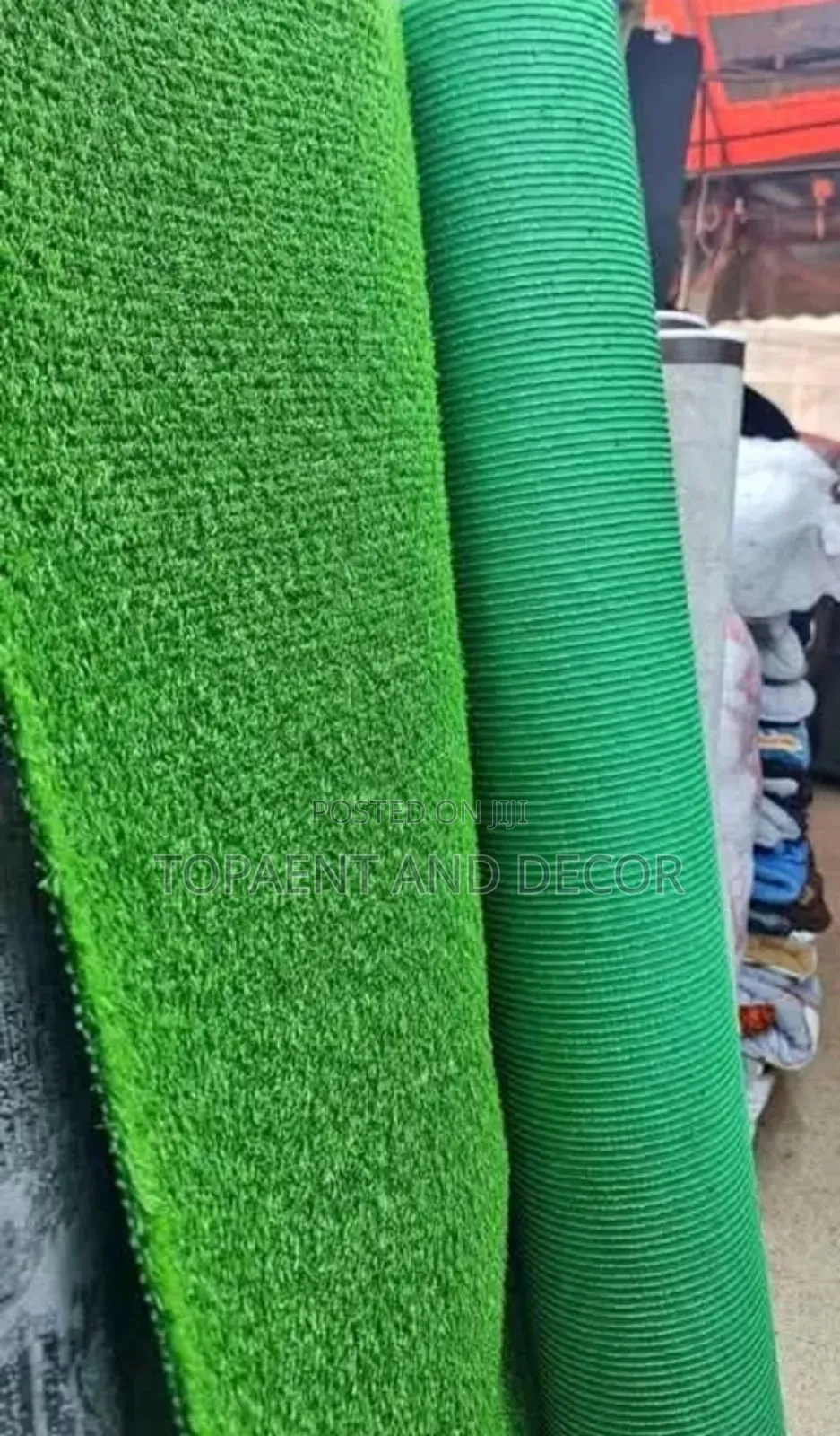 Soft Green Roll of Artificial Grass Carpet