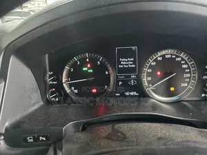 Lexus LX 570 AWD 2019 White