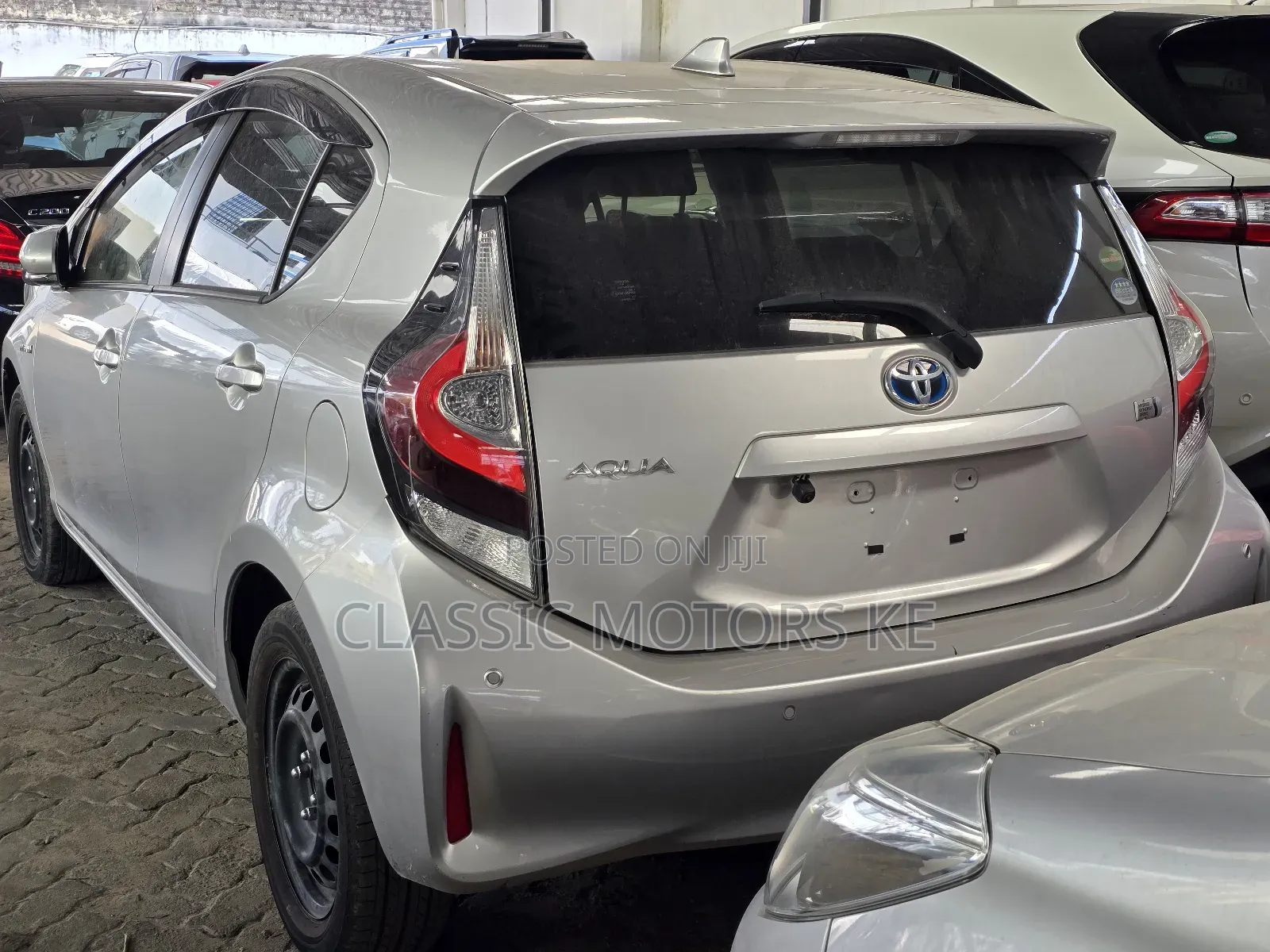 Toyota Aqua 2019 Silver