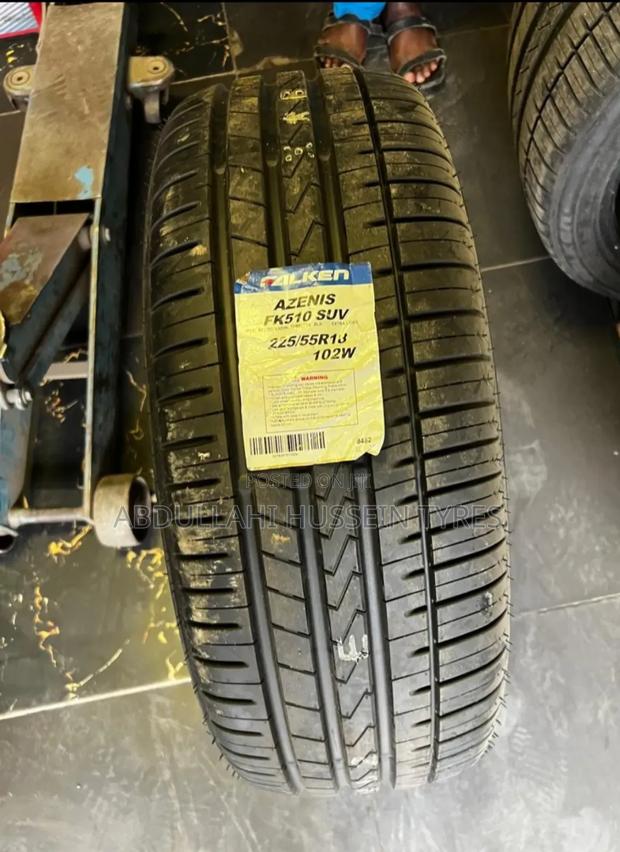225/55 R18 Falken 102w