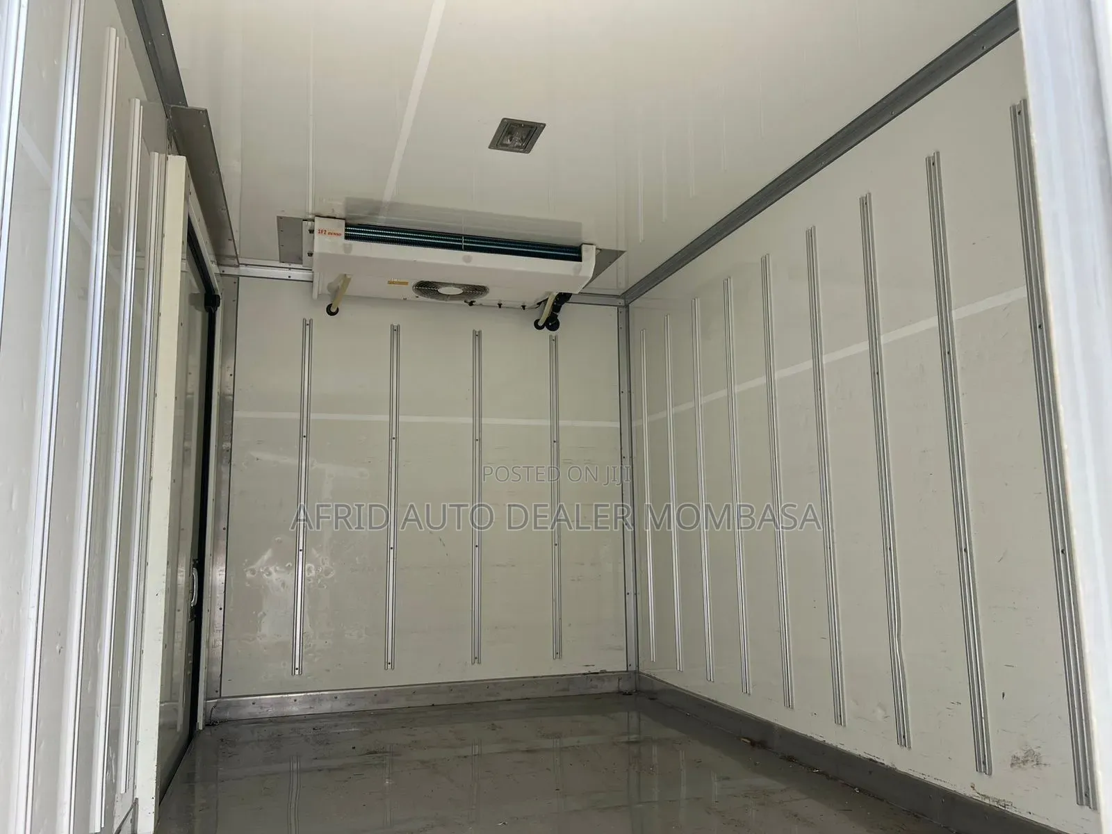 Toyota Dyna Freezer Body