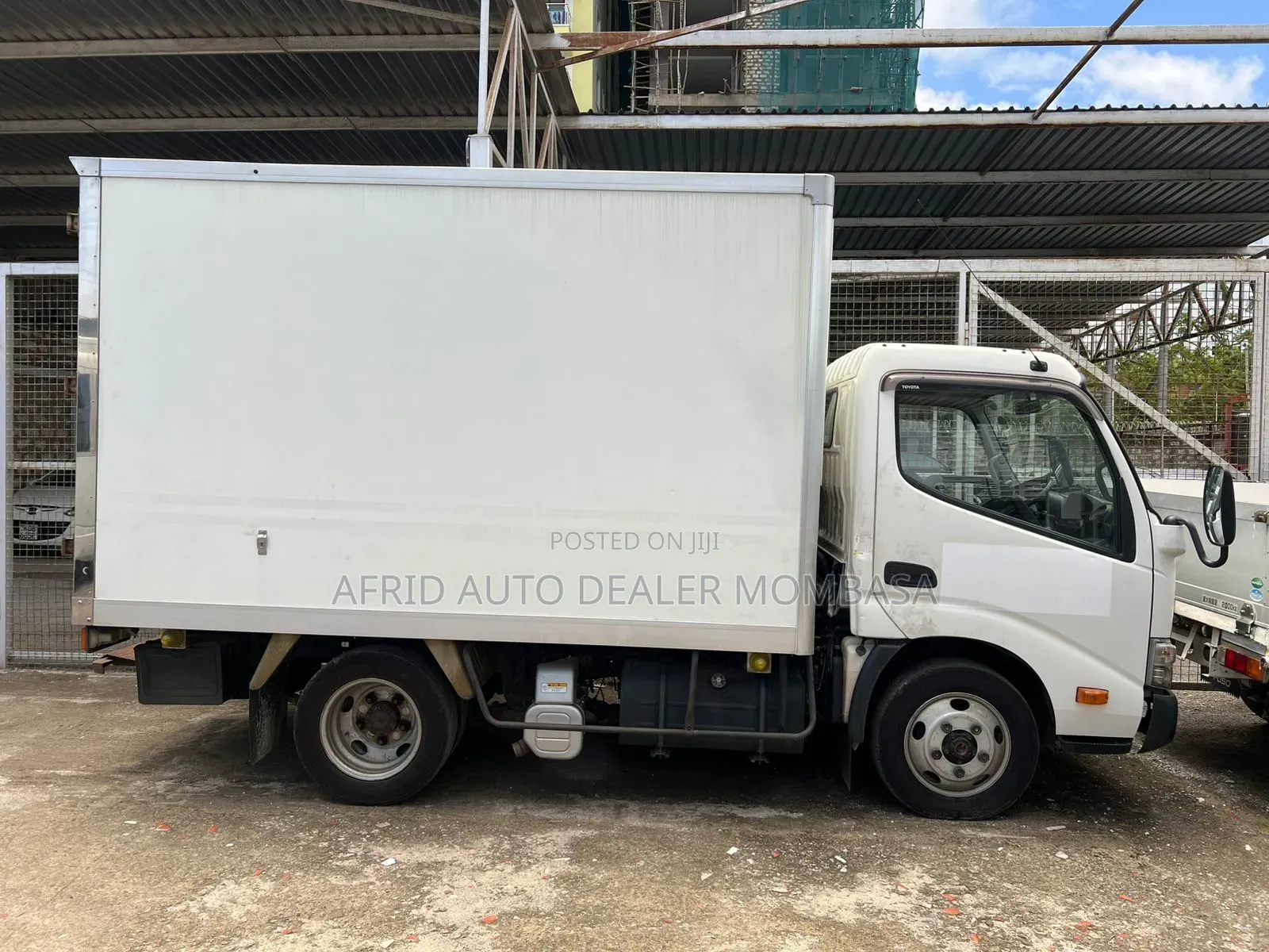 Toyota Dyna Freezer Body