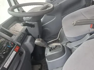 Isuzu Elf Freezer Body