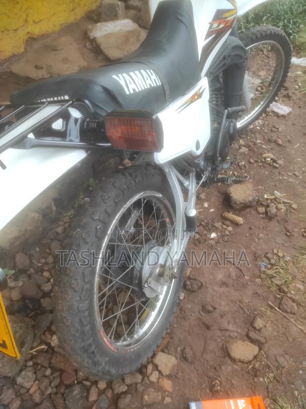Yamaha DT 175 2014 White - thumbnail 2